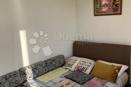 Samostojeća Villa s 9 apartmana - Nemira !!!, Omiš, Casa