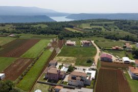 ZEMLJIŠTE NA MIRNOJ LOKACIJI, Barban, Land