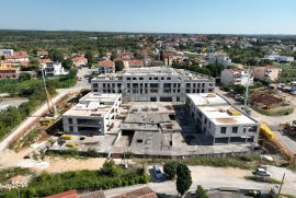 POSLOVNI PROSTOR U LUKSUZNOJ NOVOGRADNJI (PP14), Poreč, العقارات التجارية