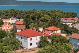 Kuća sa velikom okućnicom u blizini plaže, Mali Lošinj, Casa