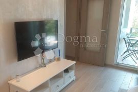 IDILIČNI APARTMAN BLIZU MORA, Crikvenica, Appartement