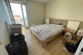 Turnić 41m2,1s+db,balkon pogled na more, Rijeka, Stan