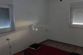 Kuća na Pagu, Mandre, PRILIKA! Dva apartmana, Pag, Haus