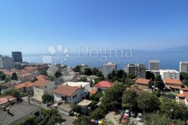 Sunčani stan za najam, Rijeka, Apartamento