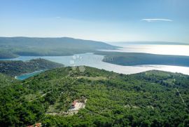 EKSKLUZIVNA VILA S BAZENOM NA OSAMI BLIZU MORA!, Marčana, Maison