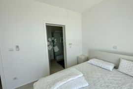 PRILIKA! Penthouse sa panormaskim pogledom i bazenom Crikvenica, Crikvenica, Kвартира