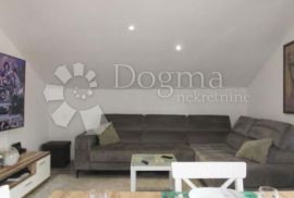 Centar-45m2,1s+db kompletno adaptiran sve NOVO!!, Rijeka, Appartamento