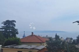 Bulevard-33.72m2,3s+db + okućnica od cca 200m2, Rijeka, Apartamento