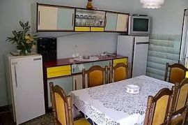 Kuća, 300 metara od mora i pogledom na Brijune, Fažana, House