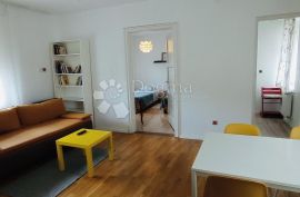 Vrhunska kuća s pet apartmana, Zagreb, Maison