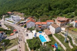 Brseč vila sa bazenom, Mošćenička Draga, Casa