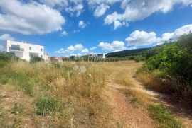 Predivno građevinsko zemljište sa pogledom na more, Vodice, Terreno