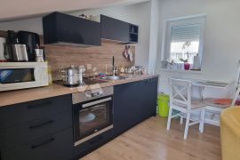 Studio na odličnoj lokaciji i pogledom na more - POREČ, okolica, Poreč, Appartment