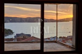 Izvrsna prilika, novogradnja, luksuzna nekretnina sa garažom i liftom Čiovo, Trogir!!, Trogir, Appartment