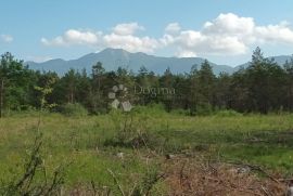 KUĆAU U OBNOVI NA PREDIVNOJ LOKACIJI S POGLEDOM NA VELEBIT, Gospić - Okolica, Casa