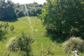 Građevinsko zemljište u srcu sela, Marčana, Земля