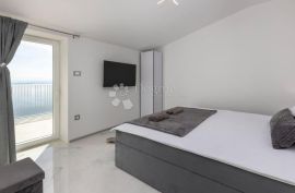 OPATIJA, 85m2, POGLED, BAZEN, PARKING, Matulji, Wohnung