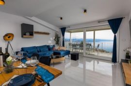 OPATIJA, 85m2, POGLED, BAZEN, PARKING, Matulji, Wohnung