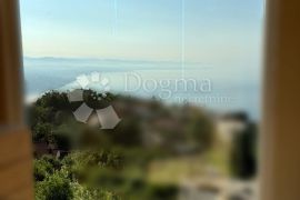 OPATIJA, STAN S POGLEDOM, ukupno 153 m2, Matulji, Appartement