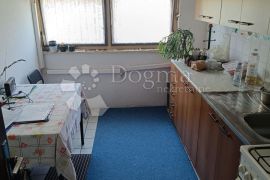 Dvosoban stan Peščenica, Zagreb, Appartement