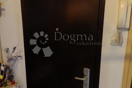 Dvosoban stan Peščenica, Zagreb, Appartment