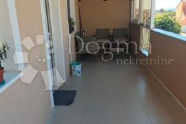 Zadar, Bili Brig - Jeftin stan u mirnom dijelu grada, Zadar, Apartamento