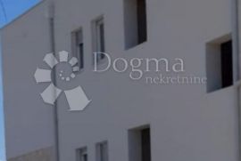 Apartman sa krovnom terasom,S4,Vir, Vir, Wohnung