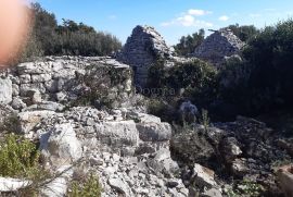 ZEMLJIŠTE S 3 KUĆE 400 METARA OD MORA, DRVENIK, Trogir - Okolica, Terreno