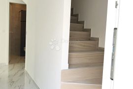 DVOETAZNI STAN NOVOGRADNJA SUPER PRILIKA, Zagreb, Appartment