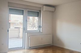 Predivan stan dvostrane orijentacije u srcu Španskog!, Zagreb, Apartamento