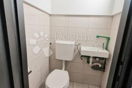 PEĆINE - ODLIČAN POSLOVNI PROSTOR, Rijeka, Propiedad comercial