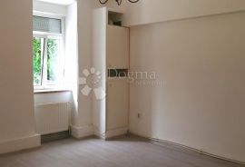 Stan-odlična lokacija-investicija 43m2 -Donji grad!!, Zagreb, Flat