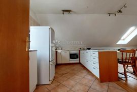 Gornja Dubrava, dvosoban stan, 44m2, 2.500€/m2 - PRILIKA!, Zagreb, Flat