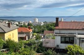 Etaža u neposrednoj blizini riječkog Kampusa, Rijeka, Flat