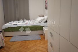 Stan u centru Rijeke, Rijeka, Apartamento