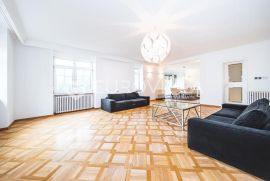 Zagreb Pantovčak rezidencijalan peterosoban stan NKP 300 m2, Zagreb, Flat