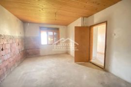 Smederevo - Leštar - 181m2+3,47ari ID#23394, Smederevo, Famiglia