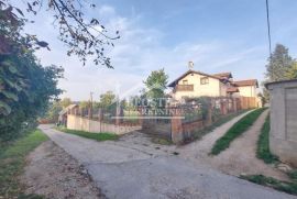 Smederevo - Jugovo - 390m2+10,12ari ID#23391, Smederevo, Σπίτι