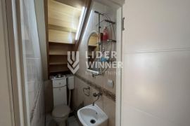 Jedinstven stan u Zemunu ID#127221, Zemun, Flat