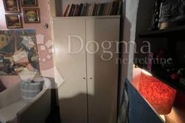 Dva stana u srcu Voloskog, Opatija, Apartamento