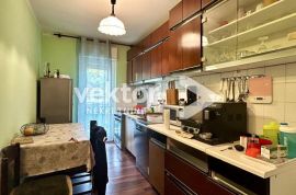 Opatija, Kosićevo, 3-soban stan s dva balkona, Opatija, Appartement