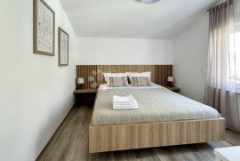 Stan ublizu mora, Jasenice, Appartement