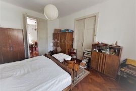 CENTAR, 120 M2 SA LIFTOM I PARKIRNIM MJESTOM, Zagreb, Appartement