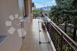 DONJA VEŽICA ETAŽA ZA 7 RADNIKA, Rijeka, Appartement