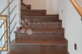 VODICE - DVOJNA KUĆA, 92,40 m2, Vodice, Casa