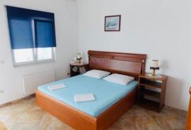 HOTEL PANSION 100m OD MORA, PRIVLAKA, Privlaka, Εμπορικά ακίνητα