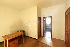 Stan nadomak centra grada - slijepa ulica - prizemlje, Pula, Apartamento