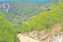 Veliko zemljište sa lijepim pogledom, Buzet, Terra