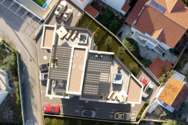 PETRČANE - DIZAJNERSKI UREĐEN PENTHOUSE S3 2. KAT S KROVNOM TERASOM I POGLEDOM NA MORE, Zadar - Okolica, Apartamento