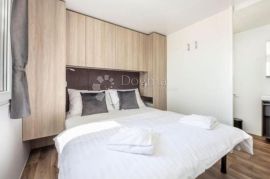 Novalja, Mobilna Kuća u Kampu 40m2 + 50m2 okućnice, Novalja, Διαμέρισμα